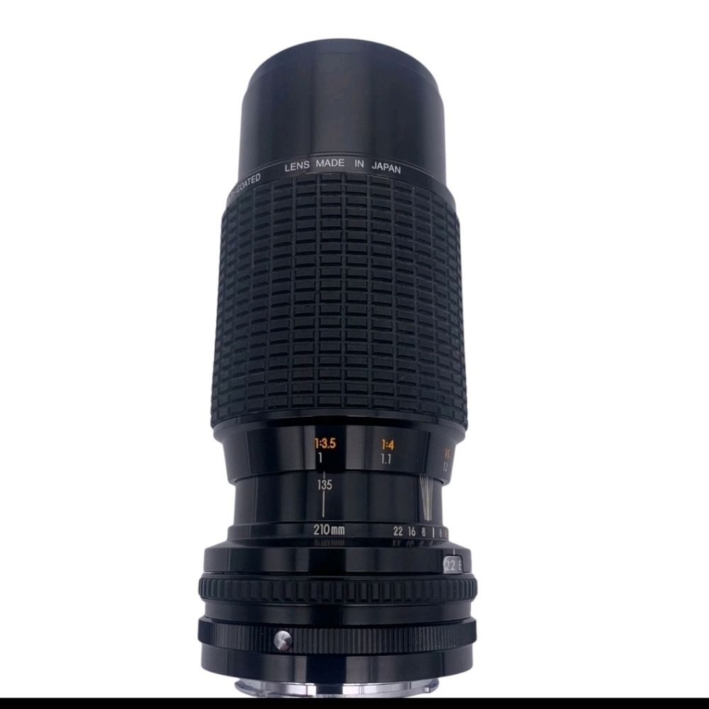 Sigma Zoom 70-210mm 1:4-5. Lens for Konica and Case Made in Japan - Picture 6 of 12